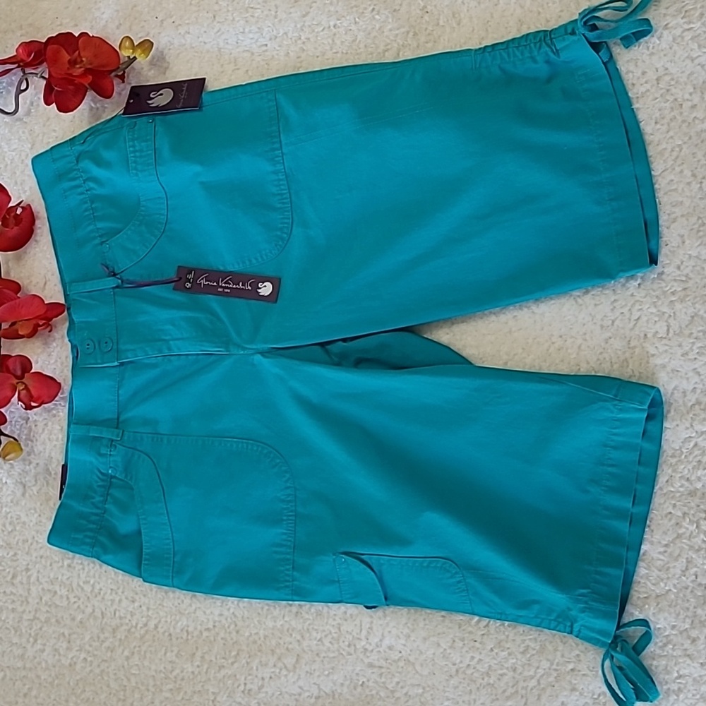 NEW Capri Pant Teal Knee Length stretch waist 5 pocket Gloria Vanderbilt size 10